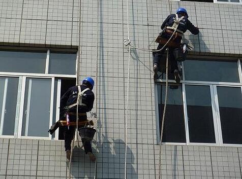 外墻防水刻不容緩，具體施工補漏方案如下
